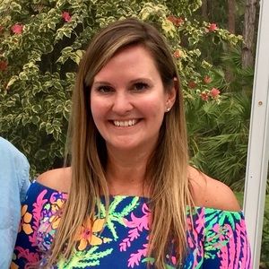 Meet your Posher, Laura